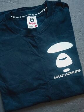Japan AAPE by A Bathing Ape Black Logo Graphic Tee top